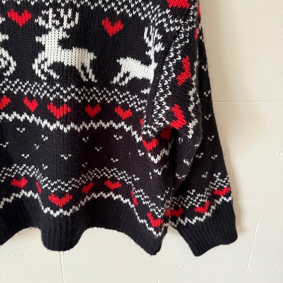 H&M Merry Kissmas Holiday Sweater - Picture 3 of 6